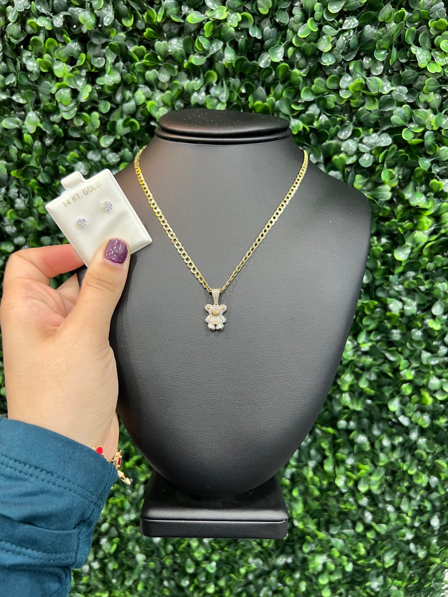 10k Diamond Teddy Pendant & Cuban Chain