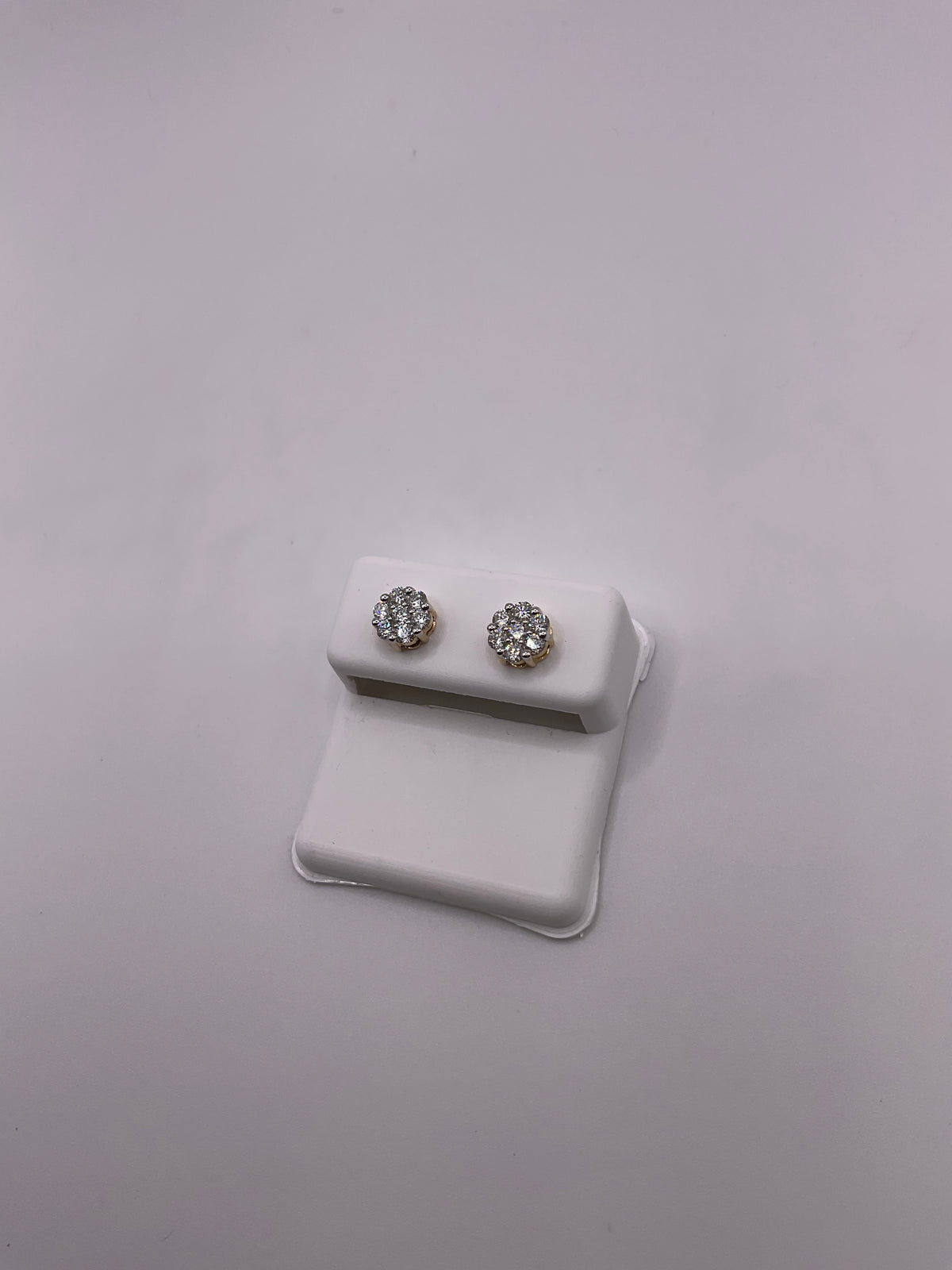 14kt 0.79Ct Flower Diamond Earrings