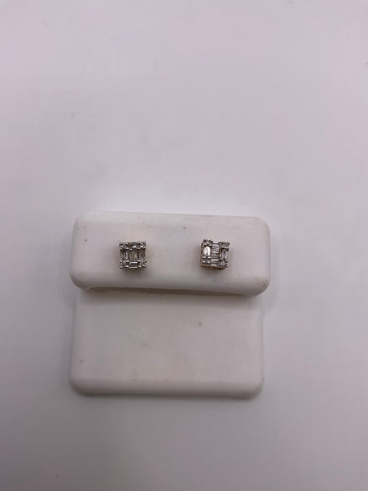 10kt 0.17-25Ct Earrings