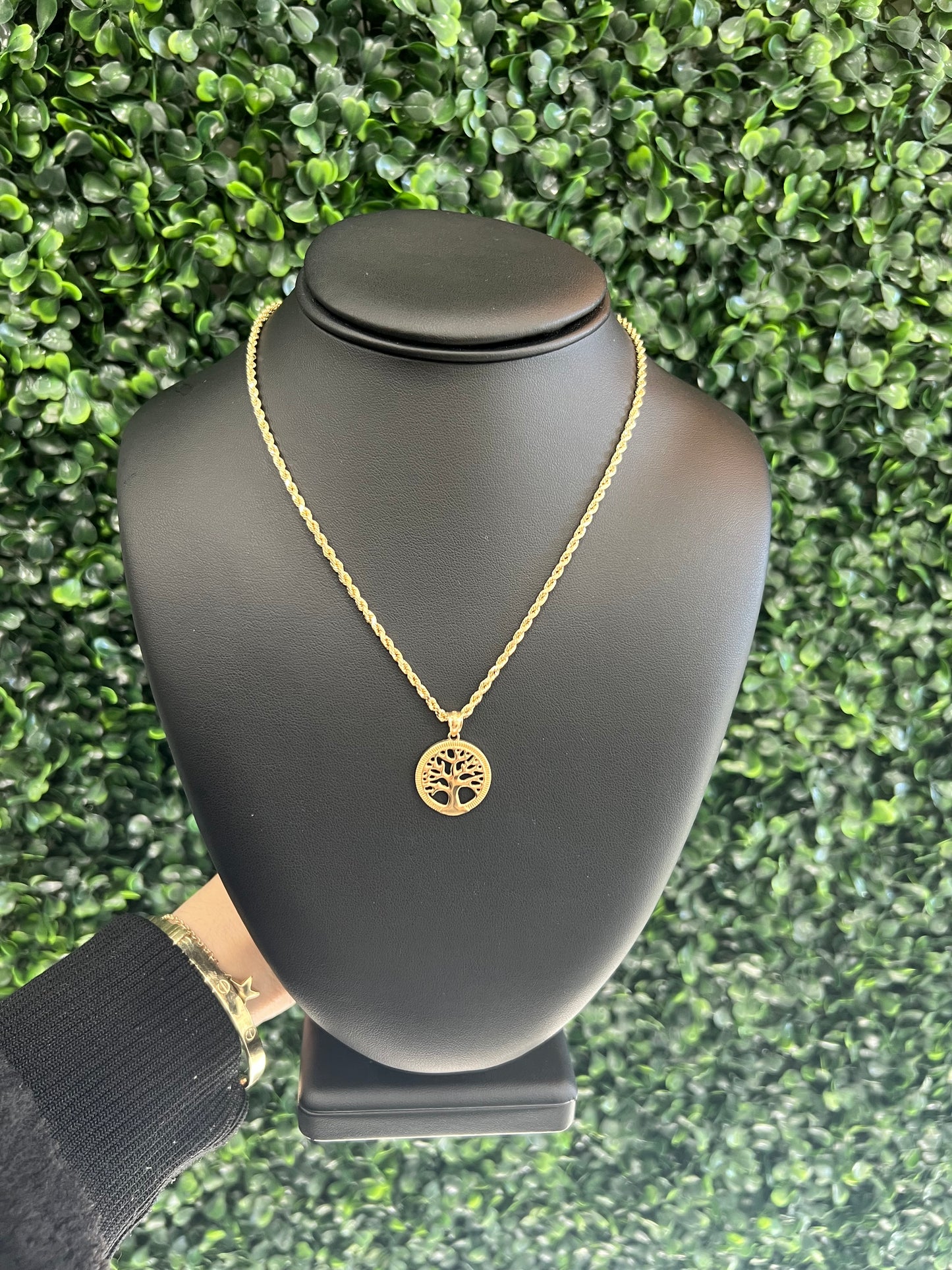 14k Tree Pendant & Rope Chain