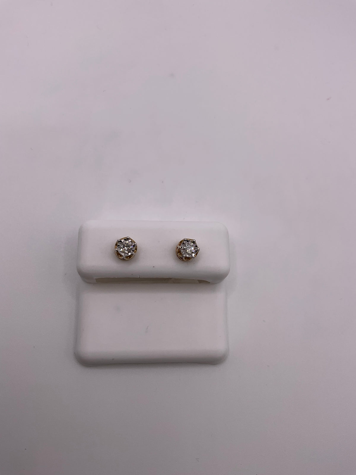 10kt 0.26 Ct Earrings