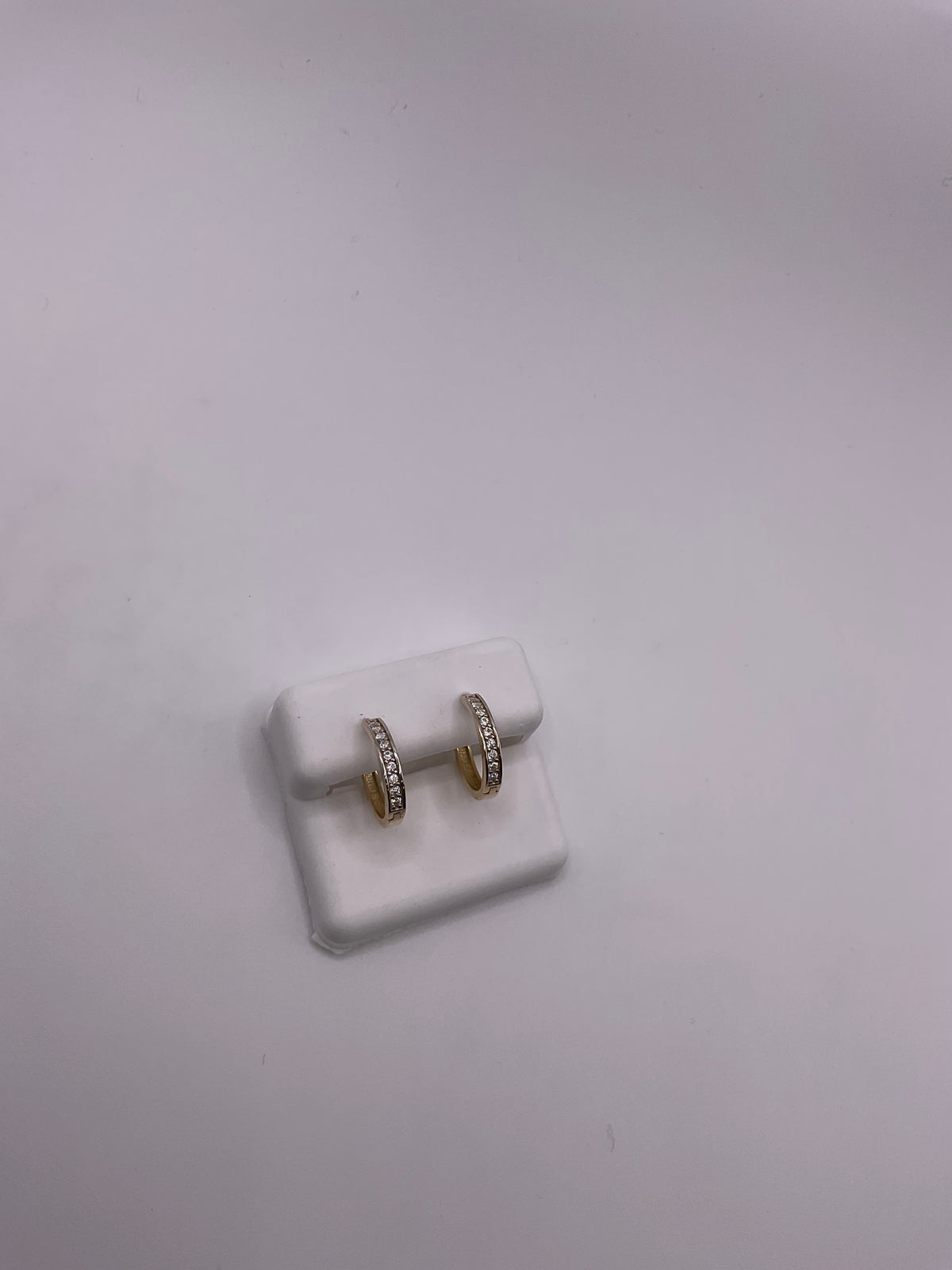 14kt Cz Hoop Earring