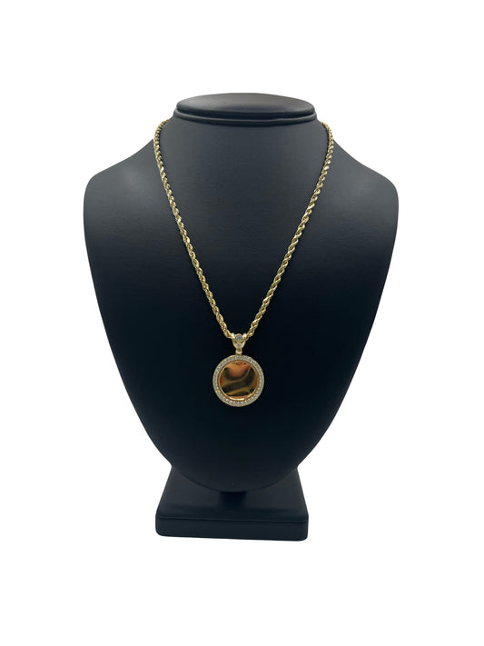 14k Picture Pendant & Rope Chain